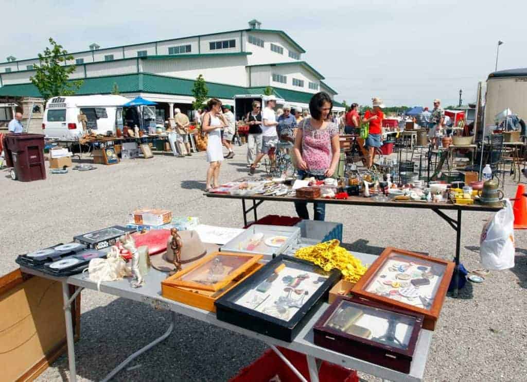 Grayslake Chicago Illinois Antique Vintage Flea Market