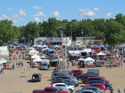 Shawano Wisconsin Outdoor Flea Market - Zurko Promotions