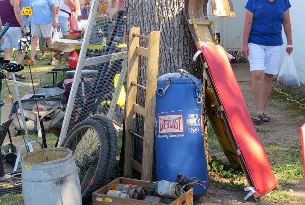 Shawano Wisconsin Flea Market: Where to Find Antiques, Vintage Goods & Local Treasures